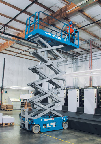 B9 - Electric Scissor Lift - 26'/32' - Genie - GS-2646 - Rental | Lou-Tec